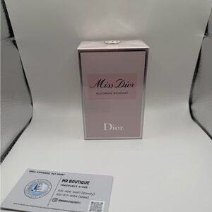 Dior Miss Dior Blooming Bouquet - Light Pink & Silver Box